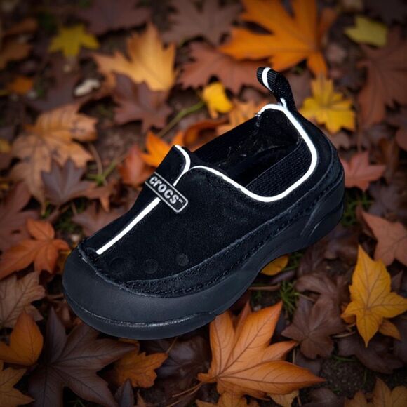 Toddler Crocs Dawson Faux Fur Black Suede Size C 7 - Picture 1 of 7